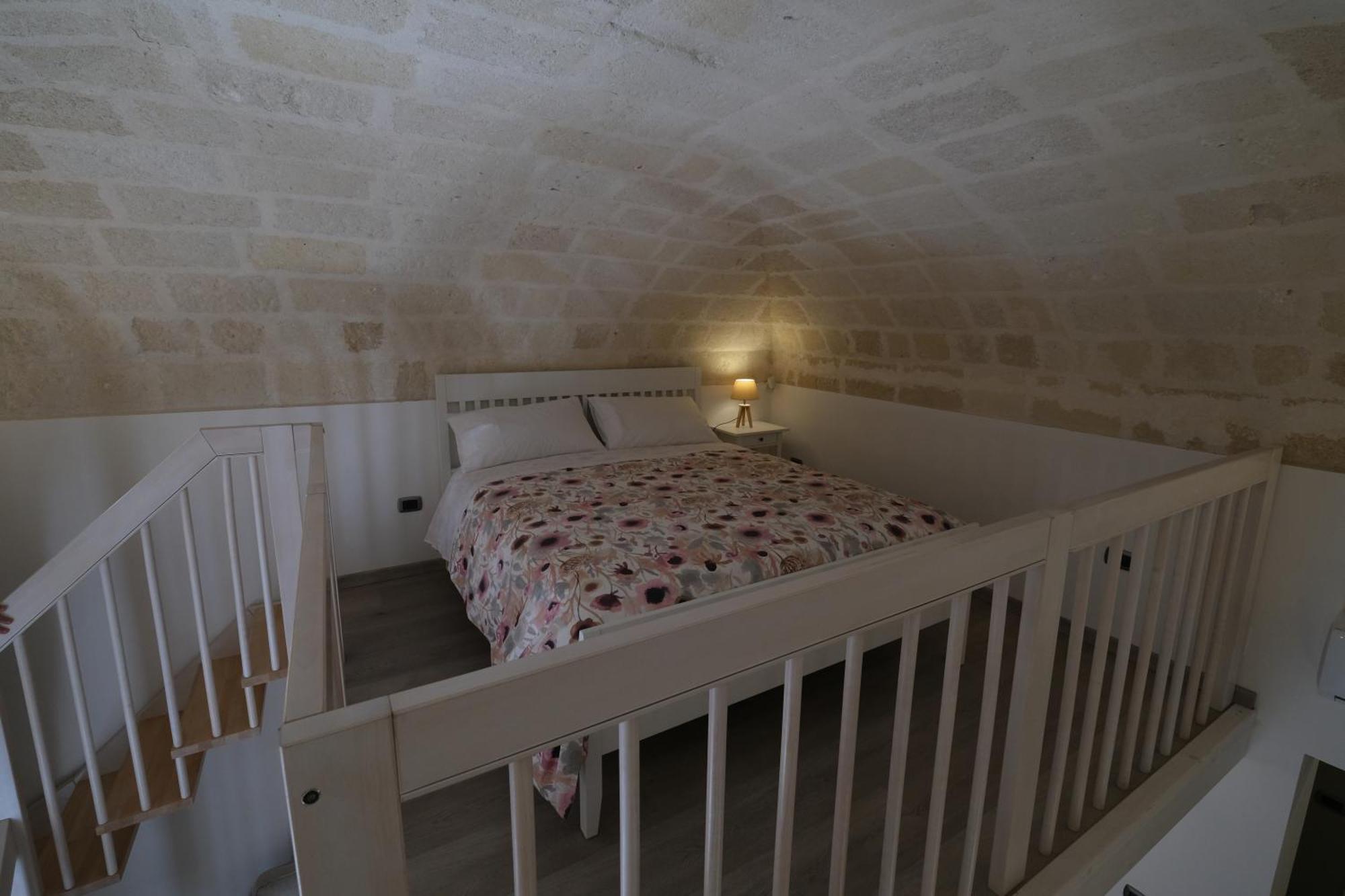 Hotel Il Poggiolo Fiorito à Tarente Extérieur photo