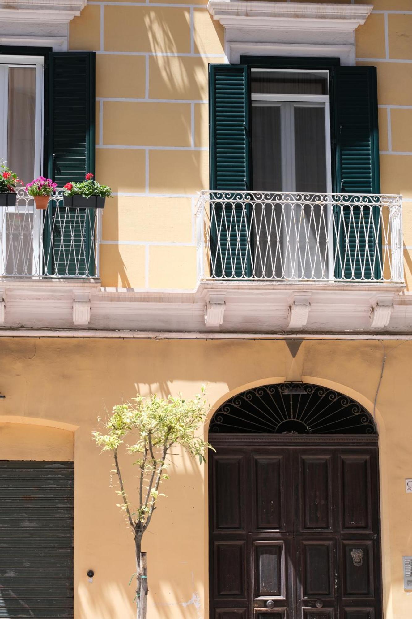 Hotel Il Poggiolo Fiorito à Tarente Extérieur photo